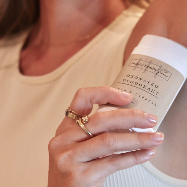 The Best Natural Deodorant For Sensitive Skin (That Works!)